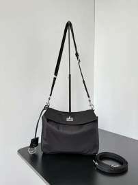Picture of Balenciaga Handbags _SKUfw224475499fw